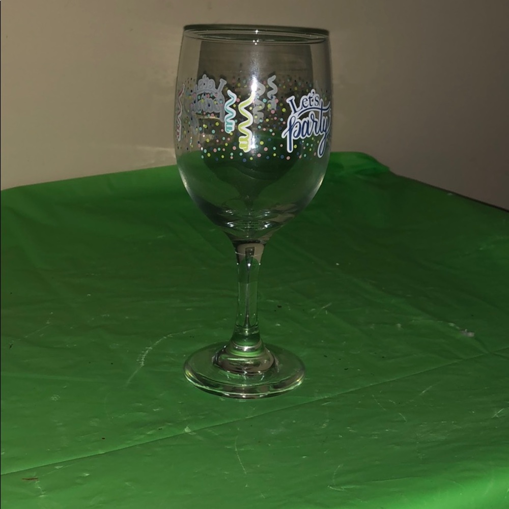 Set of 6 Let’s Party Decorated Glasses